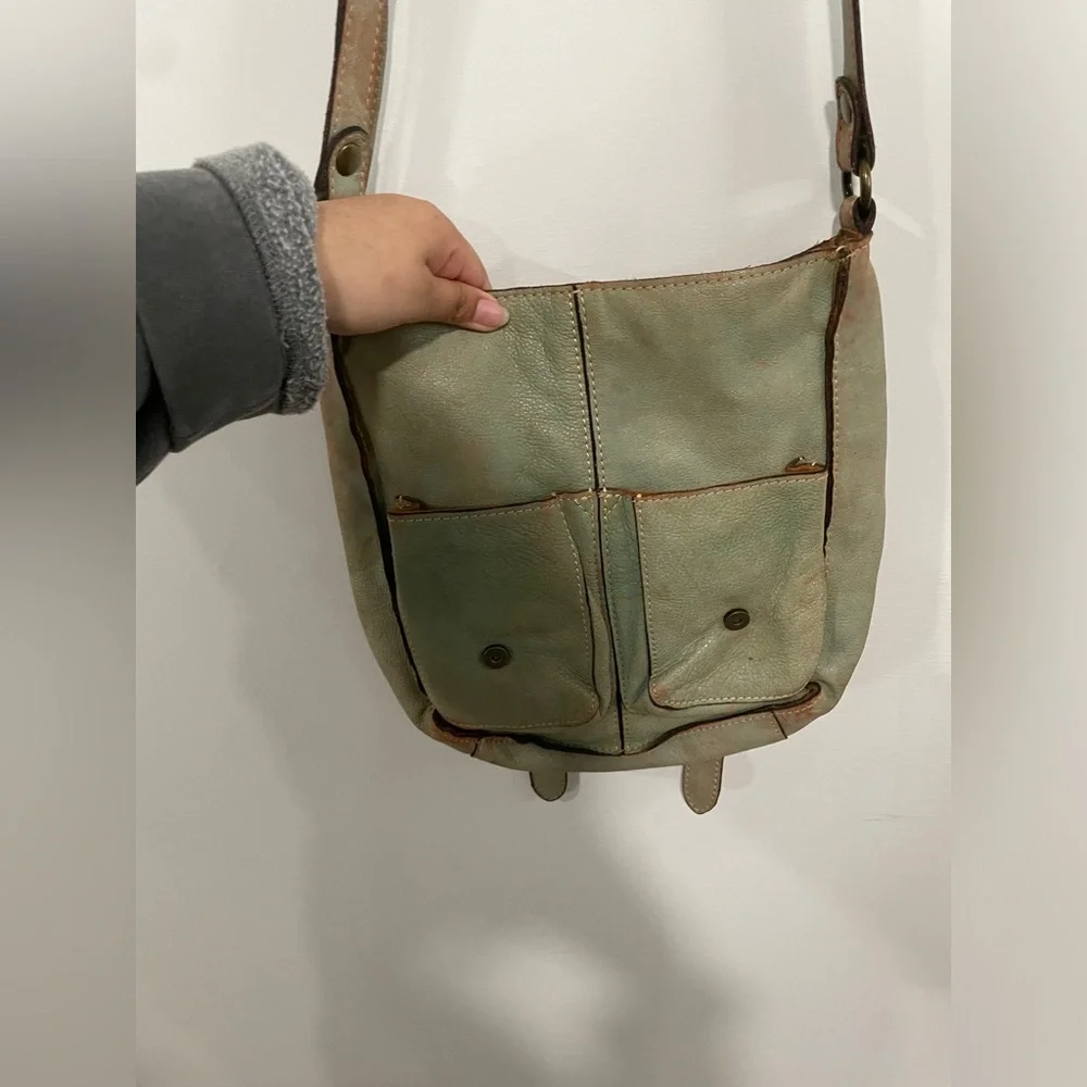 Patricia Nash Armeno Messenger Crossbody Bag - Picture 8 of 11